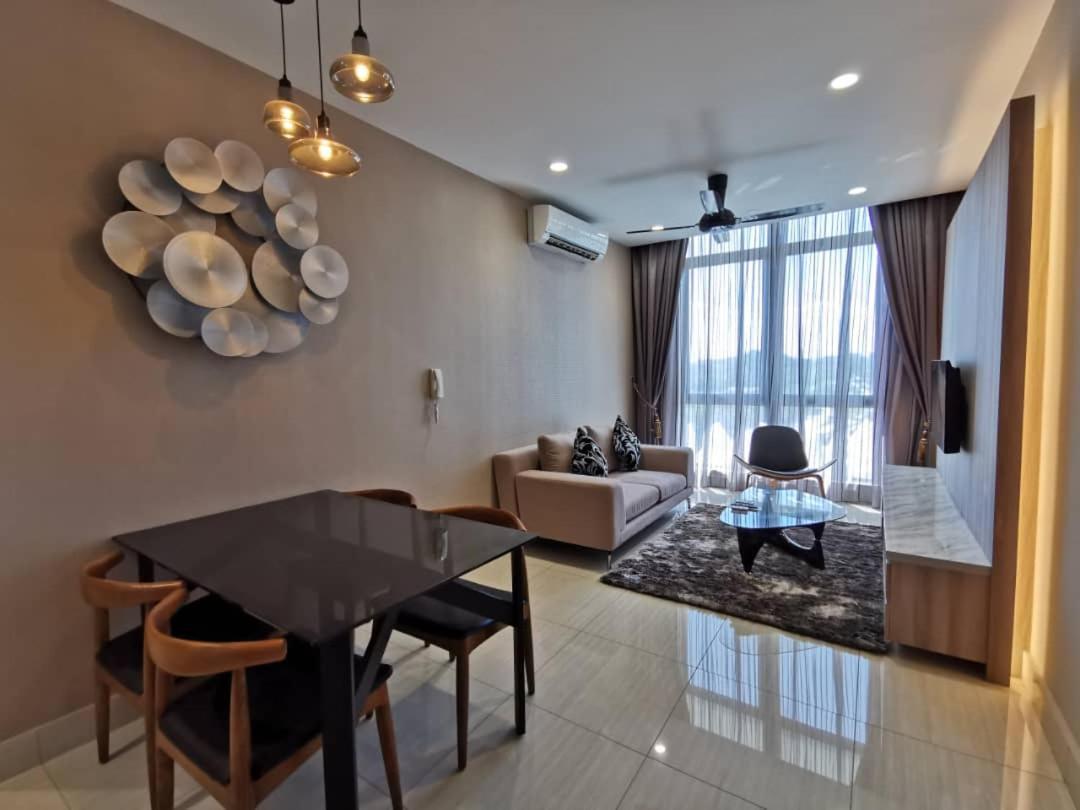 Shaftsbury Putrajaya At Alamanda Mall Apartment Ngoại thất bức ảnh